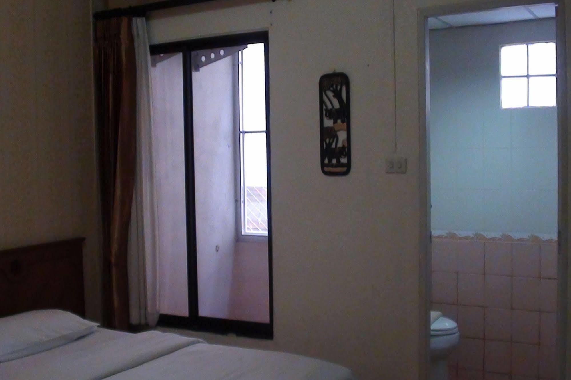 Md House Hotel Chiang Mai Eksteriør billede